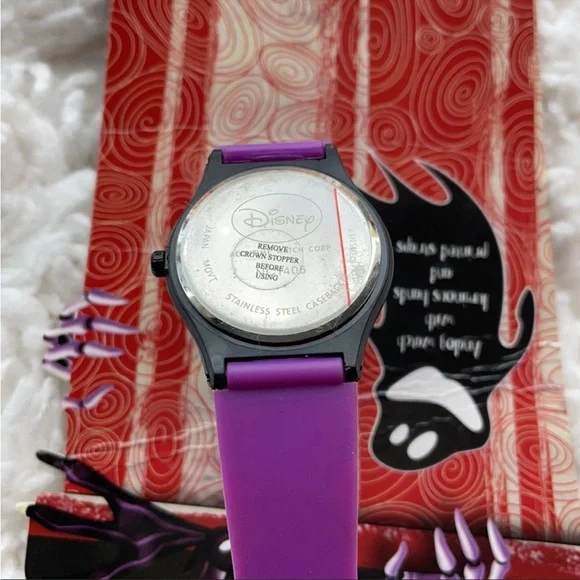 Nightmare before‎ Christmas Watch - Picture 3 of 3